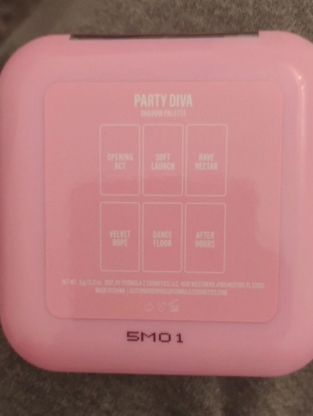 Makeup Bundle - Picture 4 of 7